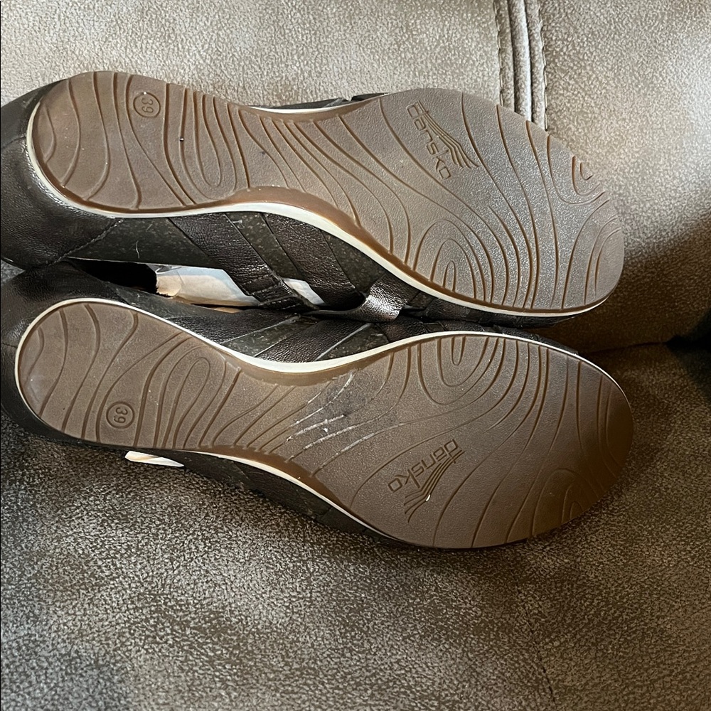 Dansko Vivian Gladiator Strappy Metallic Leather Sandals - Picture 9 of 12